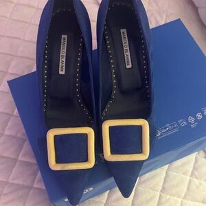 Manolo Blahnik Blue Heels with cream Buckle